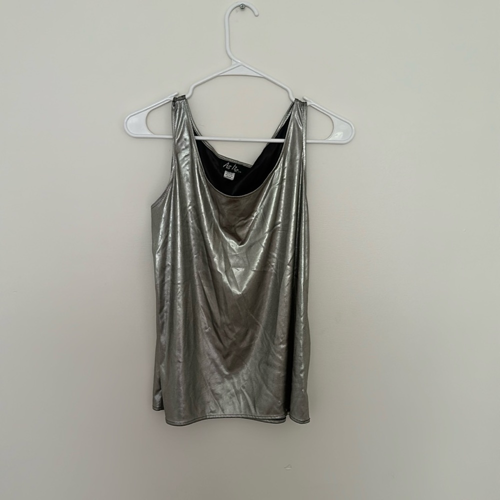 Metallic silver women’s tank top